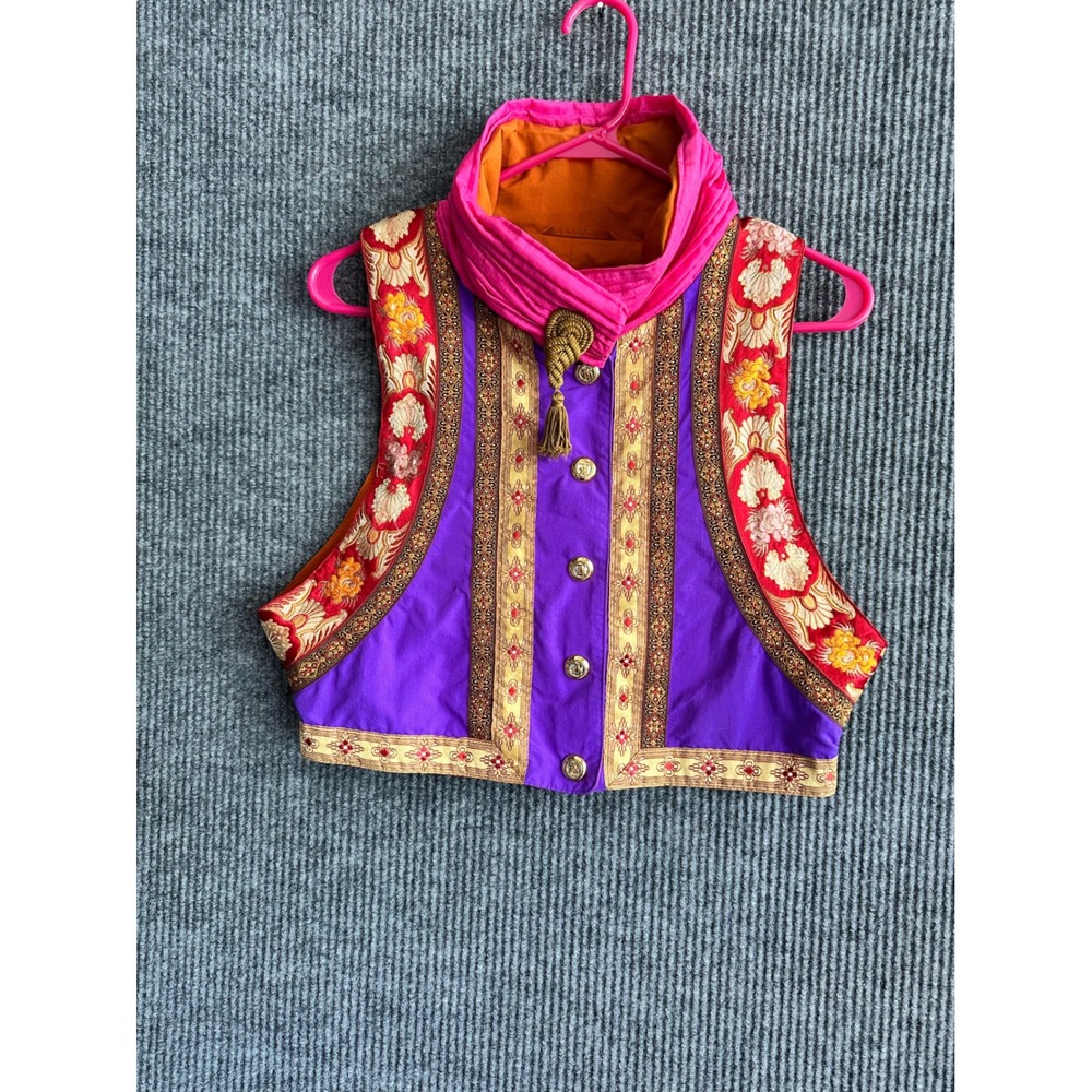 Bogner Y2K Embroidered Alpine Folk Art Vest Avante Garde Festival Boho Size 6